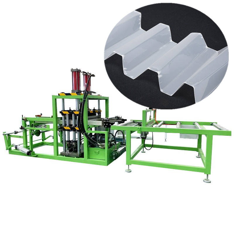 PVC  Thermoforming Equipment PE Water Tower Filling Material Forming Equipment